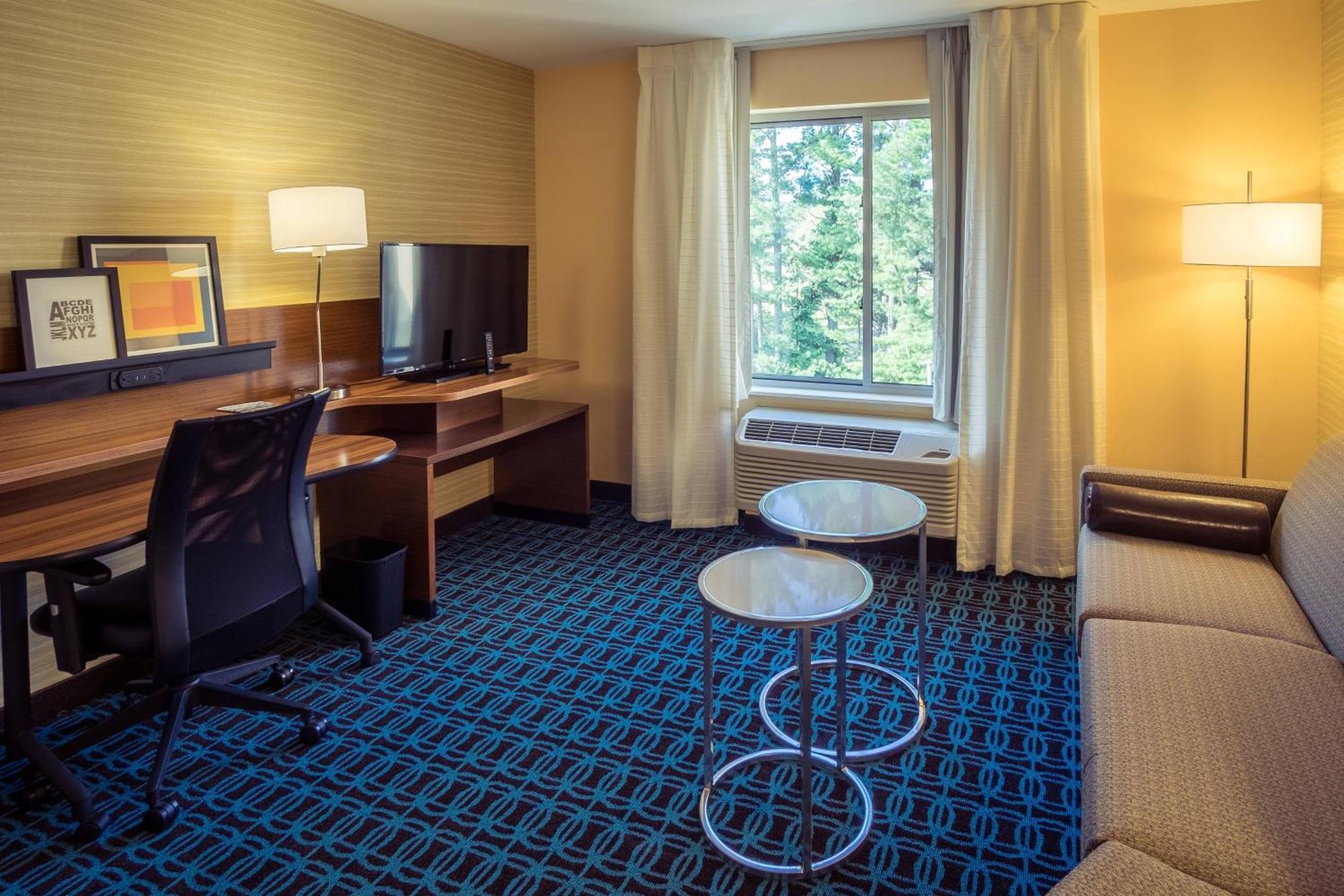 Fairfield Inn & Suites By Marriott Wisconsin Dells Lake Delton Exterior photo